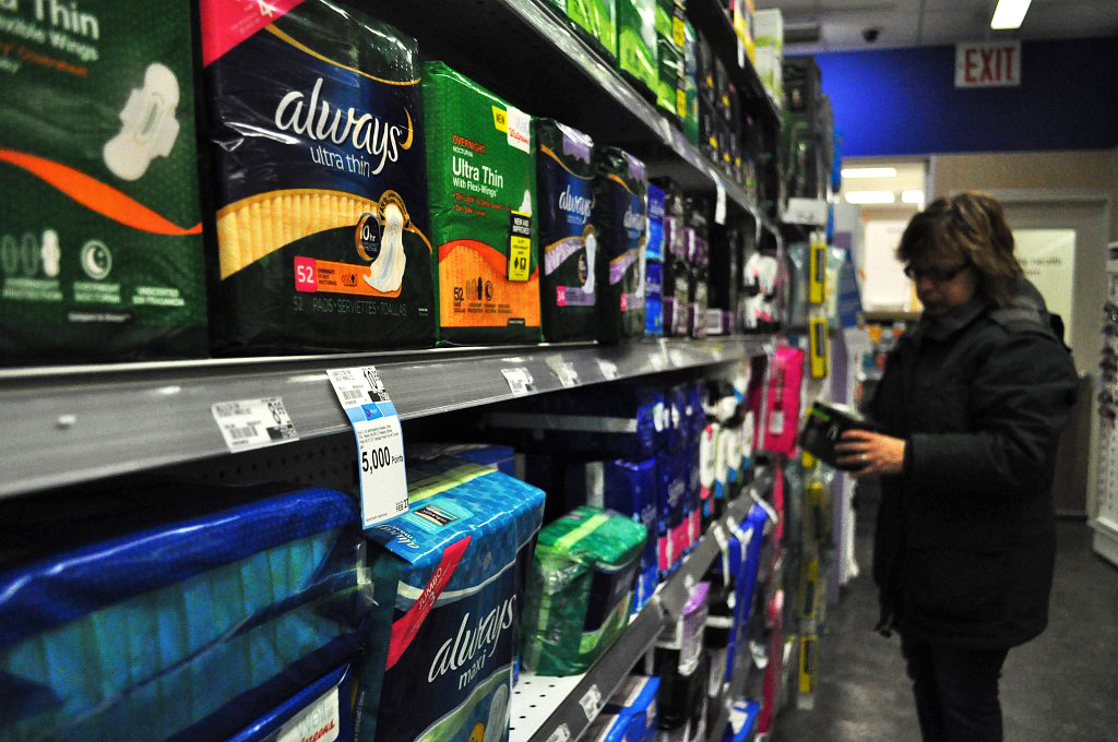 Shopping-for-Feminine-Hygiene-Products-Custom1